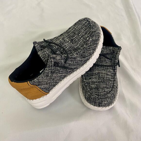 Little Boy Boat Shoe Sneaker Black White Brown EU 27 US 10 Toddler - Picture 1 of 7